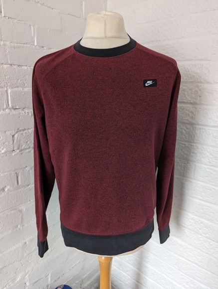 Other - Nike Crew Neck Sweatshirt - Size M - Burgundy - Cotton - P2P 22"